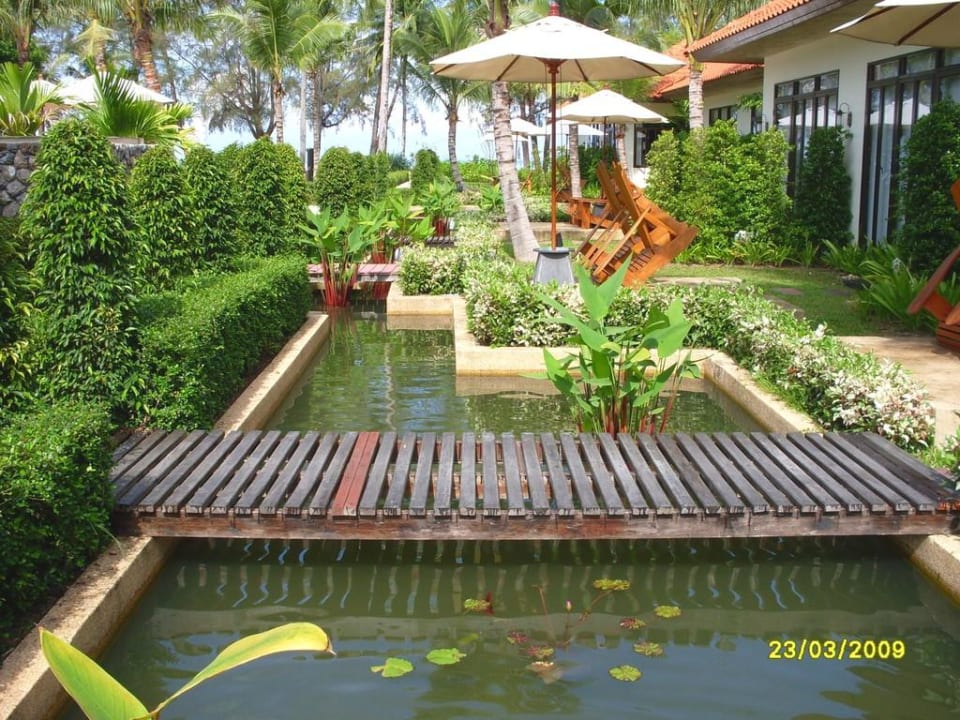 Gartenanlage The Briza Beach Resort Khaolak