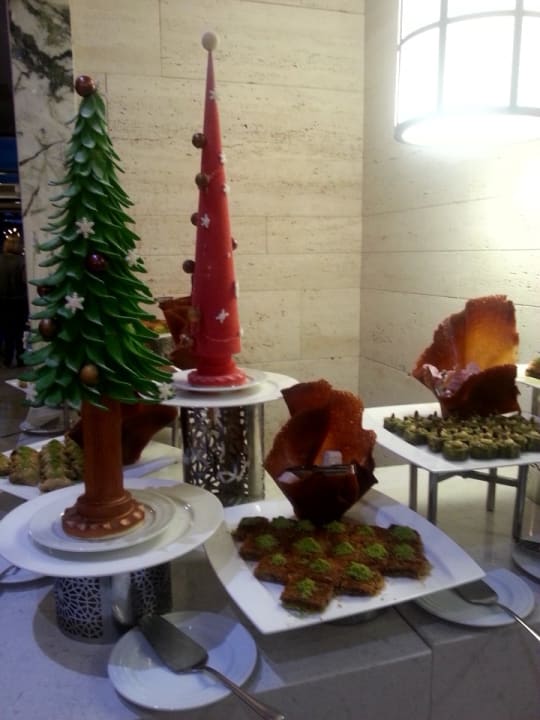 Kunst  Acanthus Cennet Barut Collection