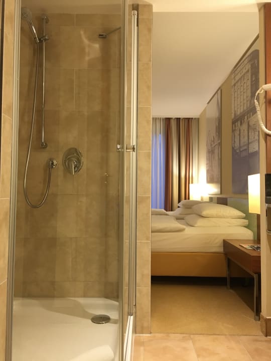 Zimmer Lindner Hotel Hamburg Am Michel, part of JdV by Hyatt