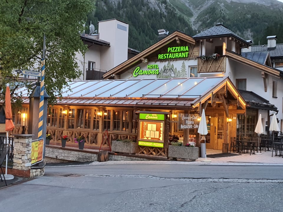 Außenansicht Hotel Camona