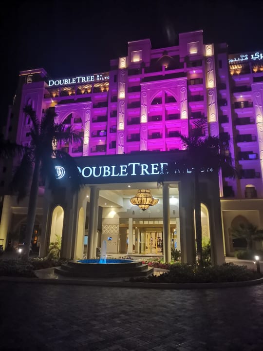 Außenansicht DoubleTree by Hilton Resort & Spa Marjan Island