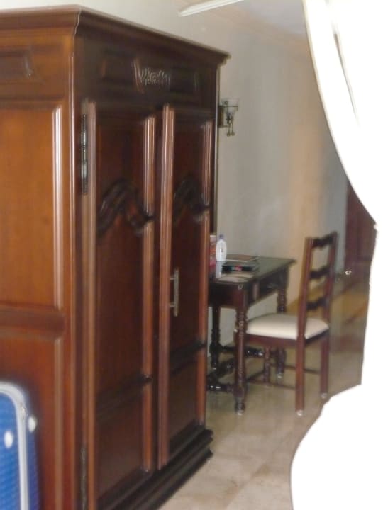 Kleine, dunkle, dreckige Zimmer El Dorado Royale