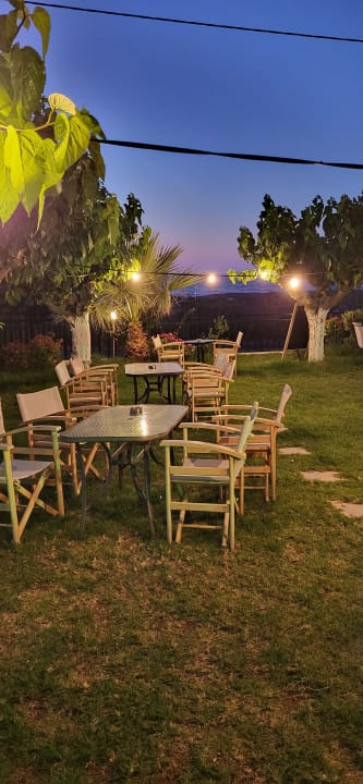 Gartenanlage Amnissos Residence