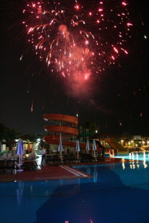 Feuerwerk 1 Hotel Club Nena