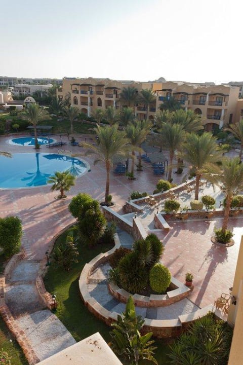 Ausblick auf Pool Jaz Solaya