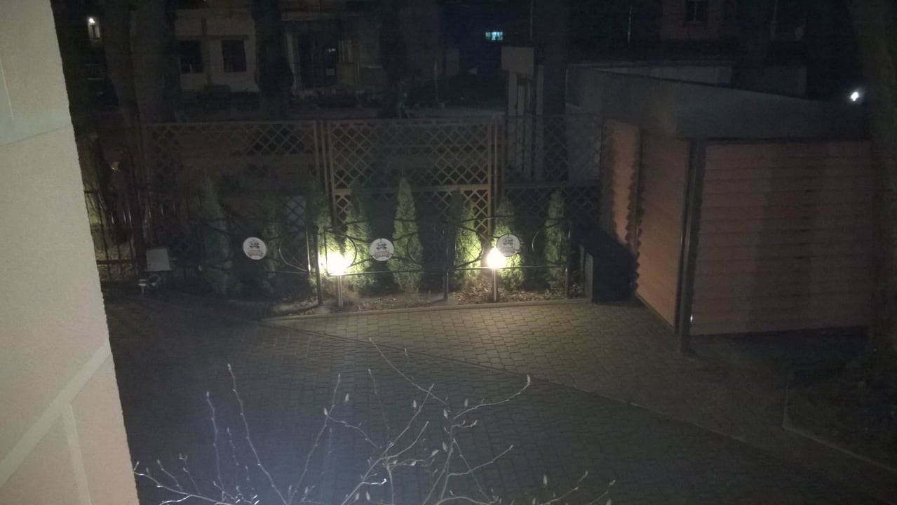 Nachts- Parkplatz Hotel Cis