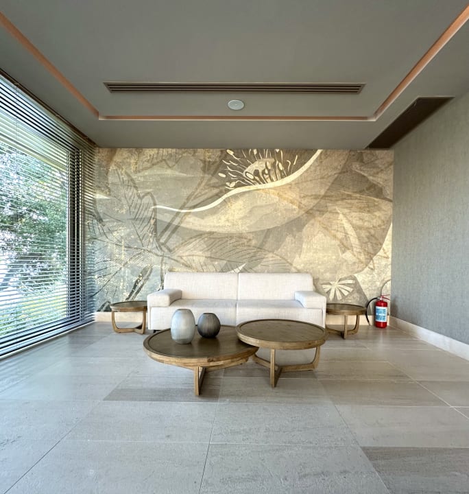 Sonstiges Ikos Odisia