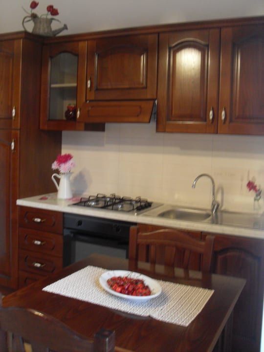 Cucina Appartamento Ciliegio Agriturismo Il Vignaletto