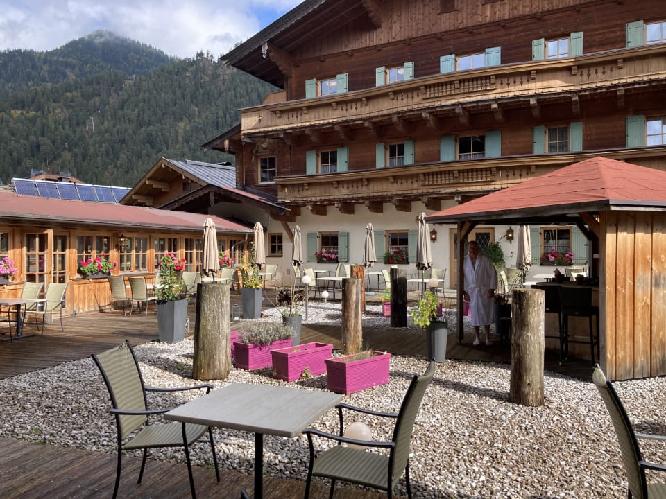 Gartenanlage Waidringer Hof · 1. Tiroler Glückshotel