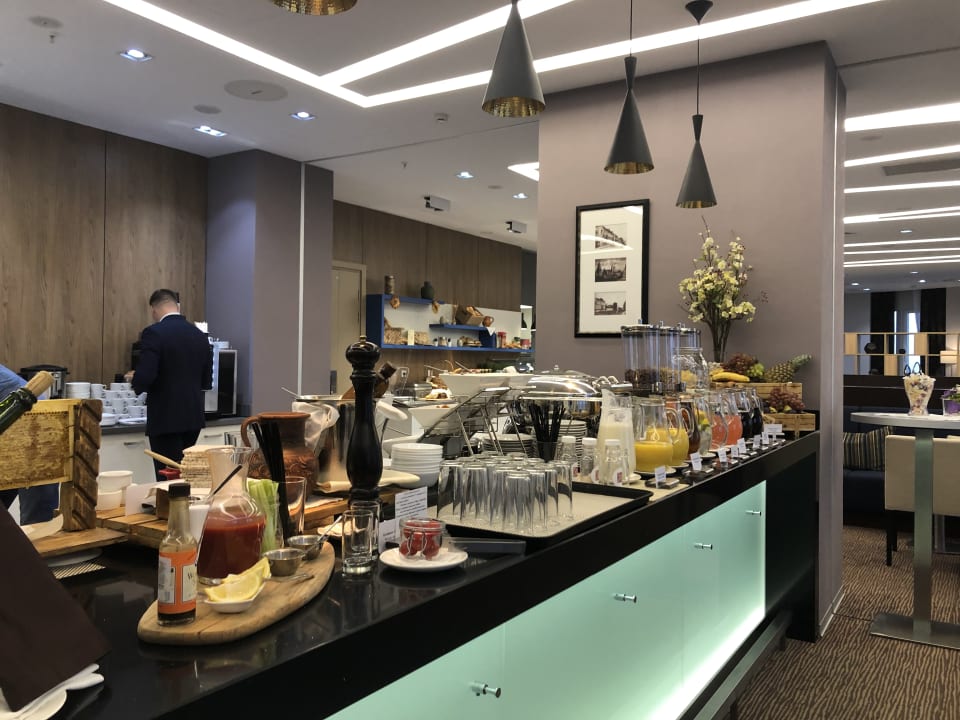 Gastro Hilton Garden Inn Ufa Riverside