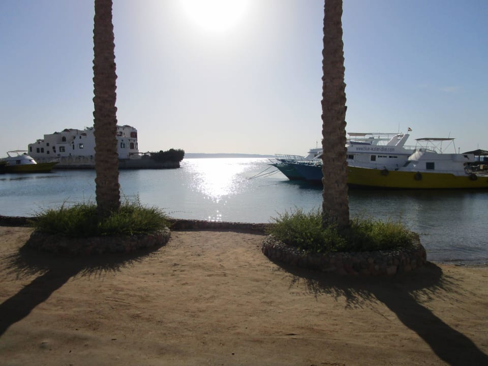 Blick über den kleinen Yachthafen Arabella Azur Resort