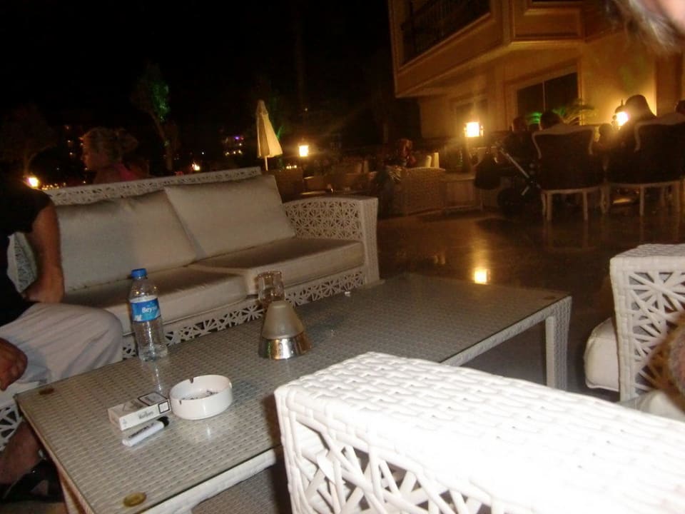 Terrace Bar aussen Diamond Excellence Resort & Spa