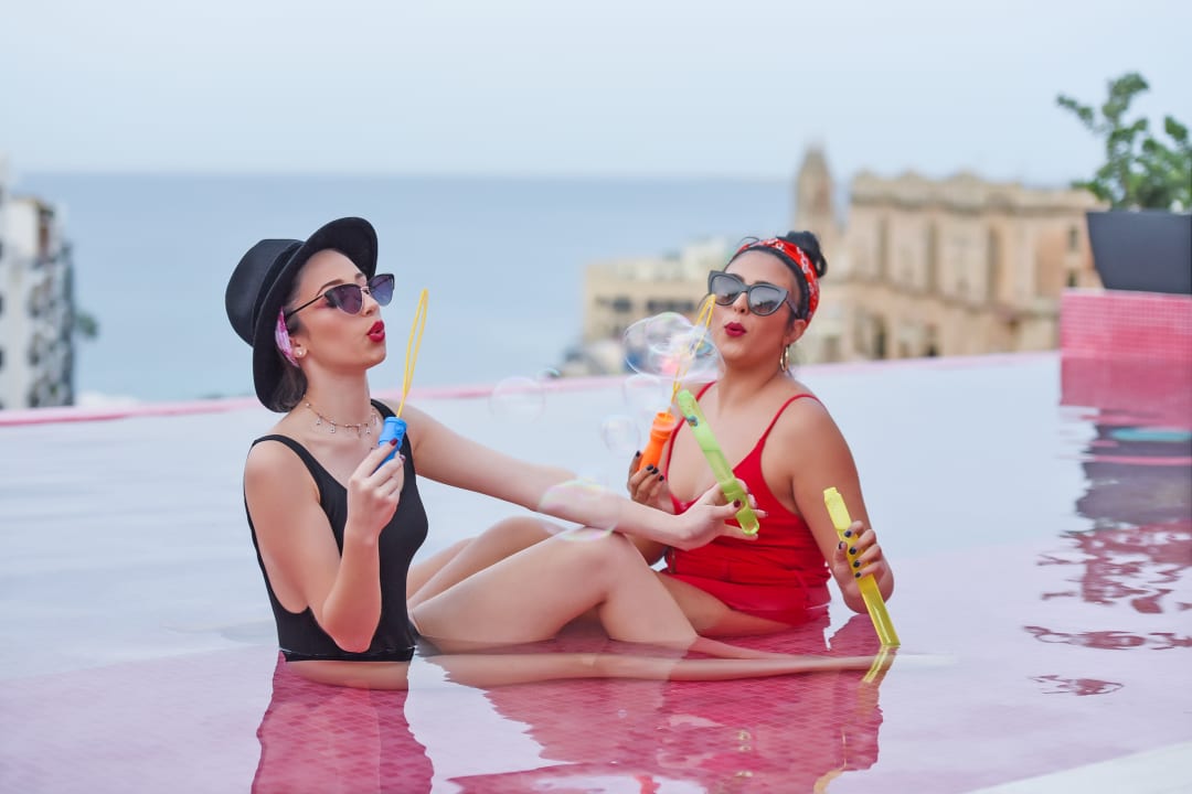 Pool HOLM Boutique & SPA - IK Collection