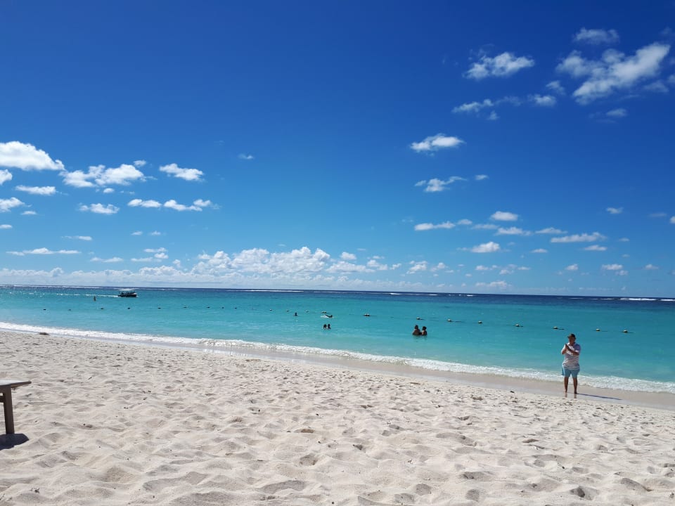 Strand Crystals Beach Resort Belle Mare, a member of Radisson Individuals