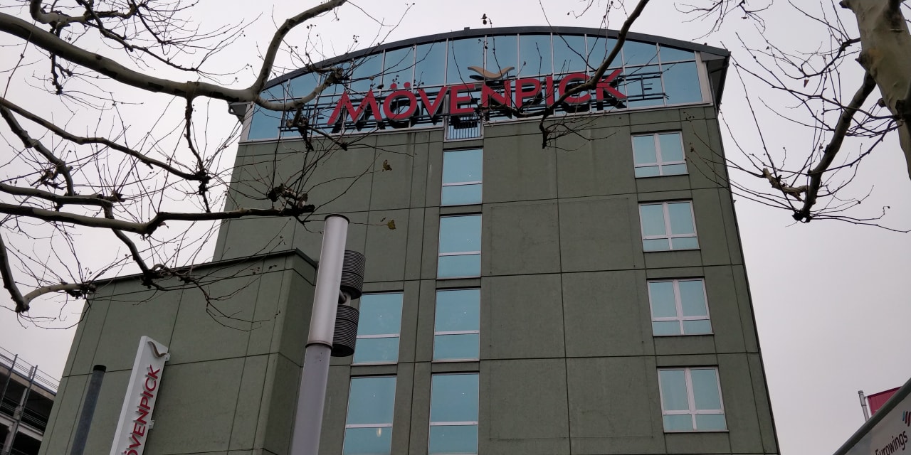 Außenansicht Mövenpick Hotel Nürnberg Airport