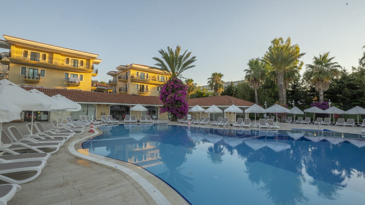 Pool Club Hotel Phaselis Rose