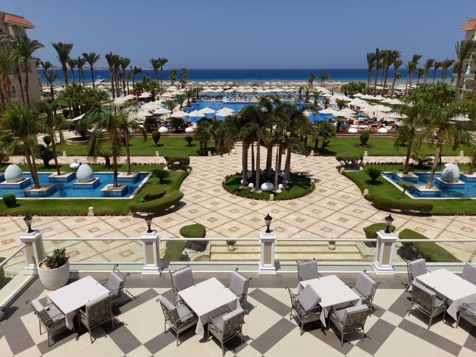 Ausblick Premier Le Reve Hotel & Spa