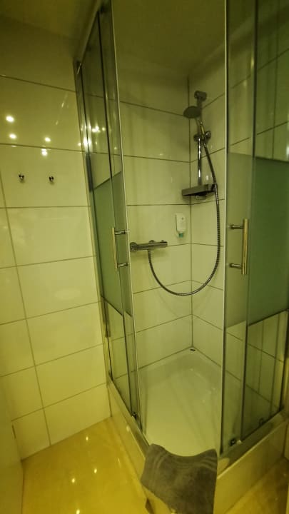 Zimmer Hotel Merlin Garni