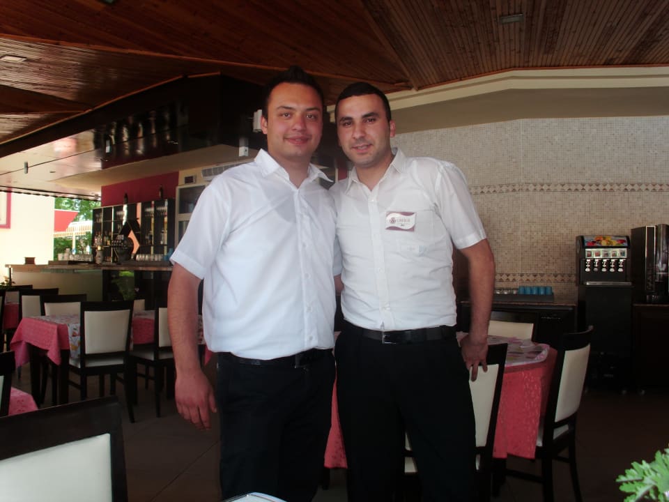 Ali und Mustafa  Hotel Orfeus Park