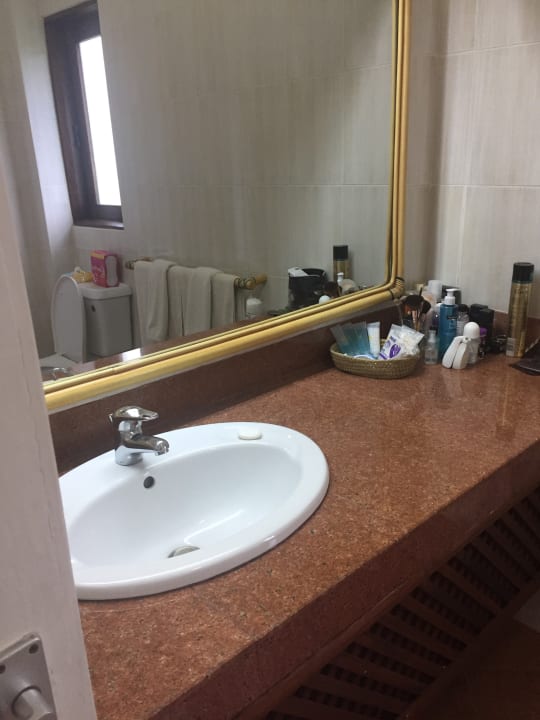 Zimmer Neptune Village Beach Resort & Spa