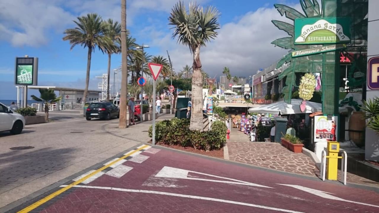 Wyjście z Hotelu Alexandre Hotel Troya