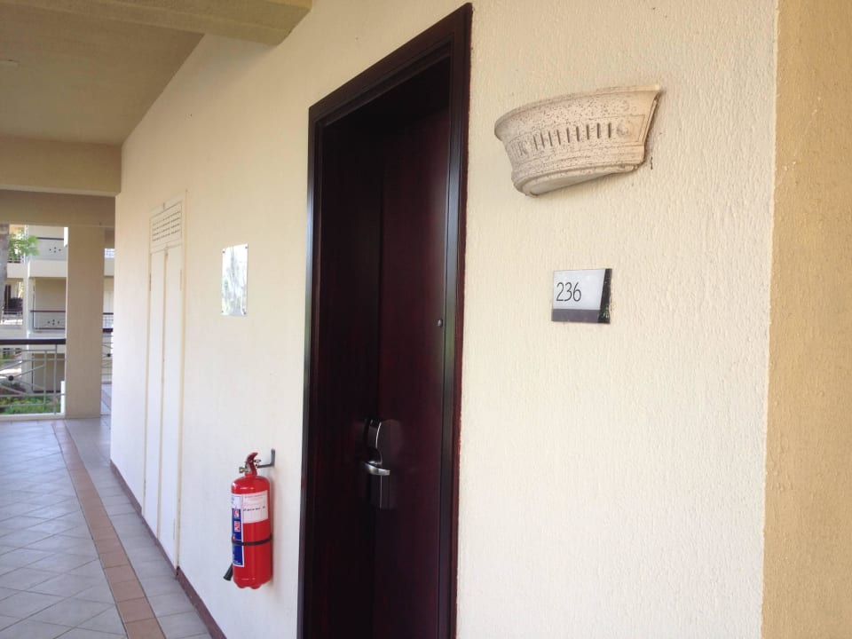 Gang zum Zimmer, 2. Etage Le Meridien Ile Maurice