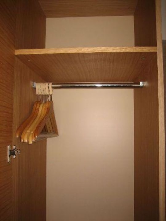 Schrank Sunis Kumköy Beach Resort Hotel & Spa