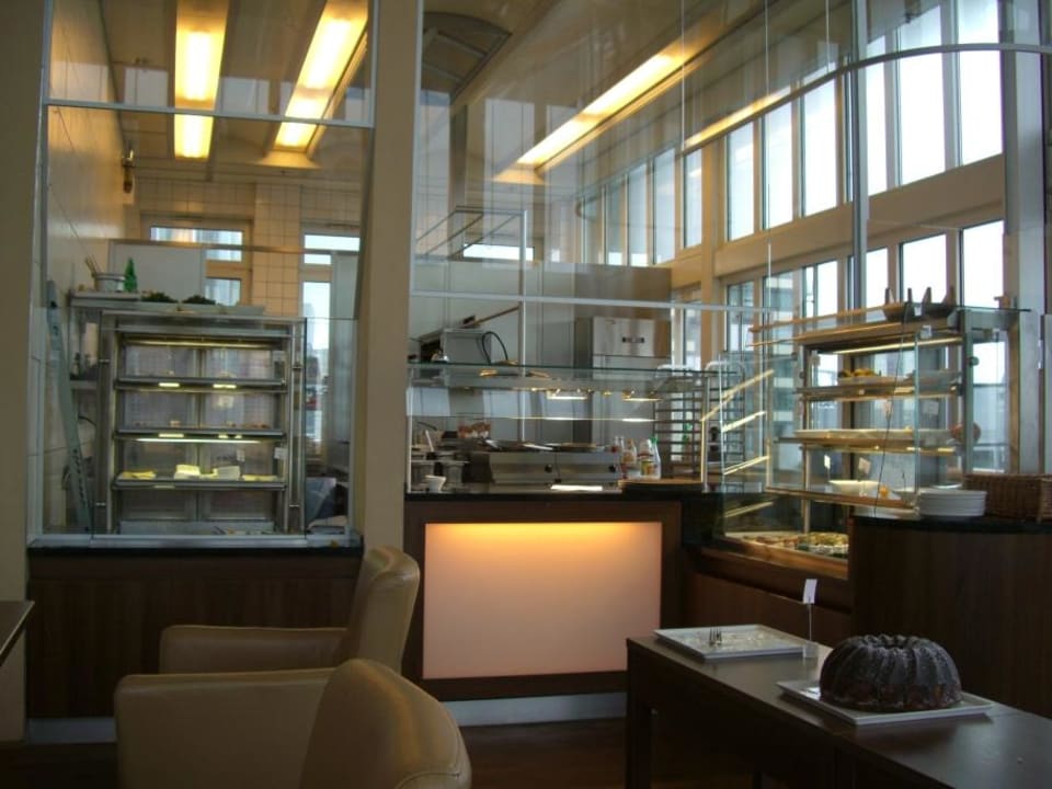 Winziges Buffet Flemings Selection Hotel Frankfurt-City