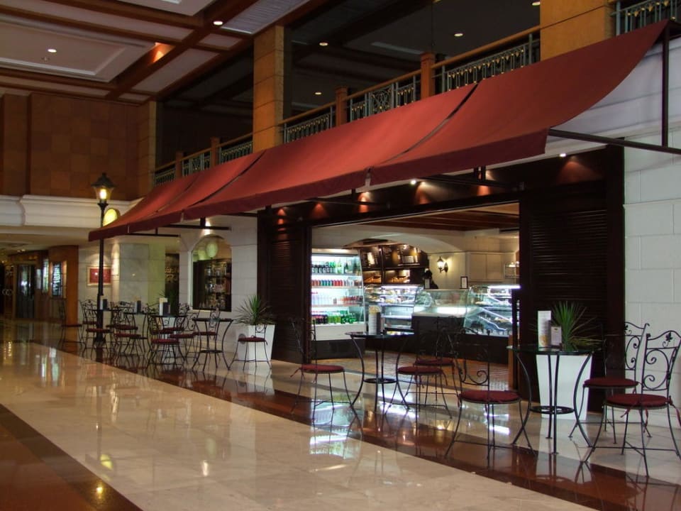 Delikatessen im Foyerbereich Bangkok Marriott Marquis Queen's Park