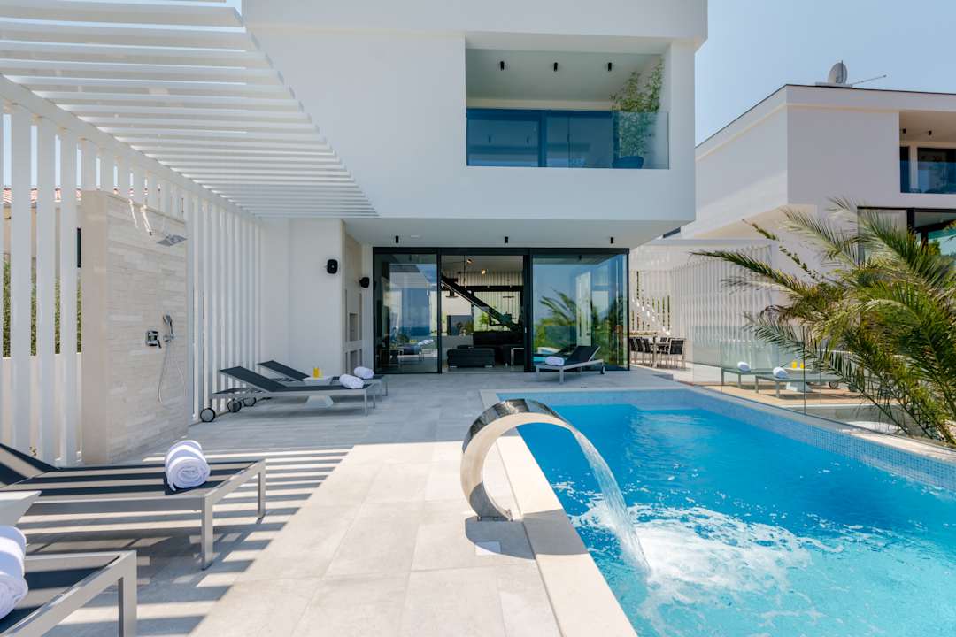 Pool Villa Vitae & Villa Pax