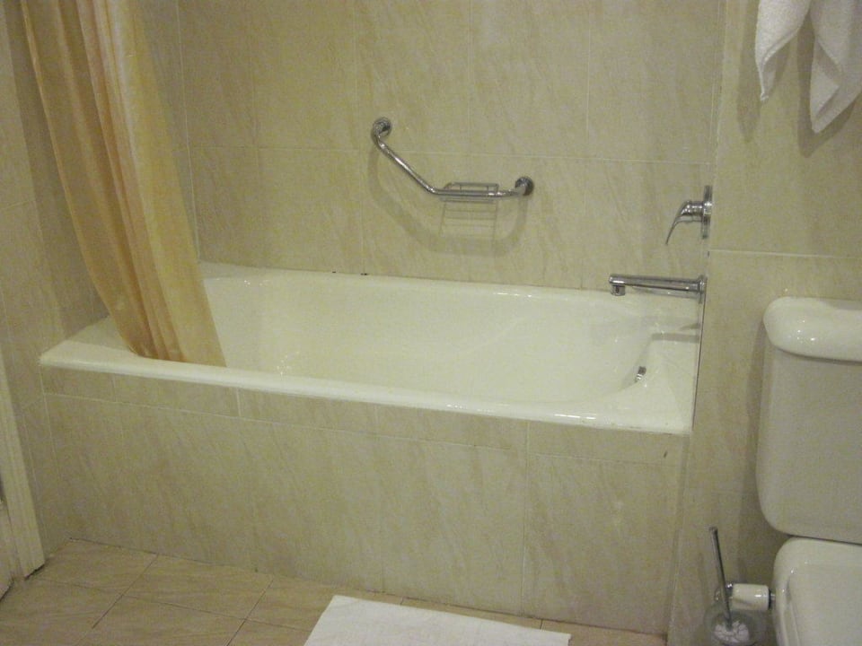 Badewanne mit Duschfunktion Three Corners Happy Life Beach Resort