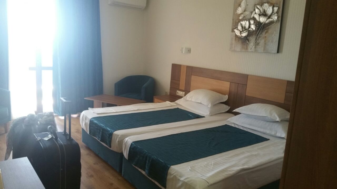 Zimmer Paradise Beach Hotel