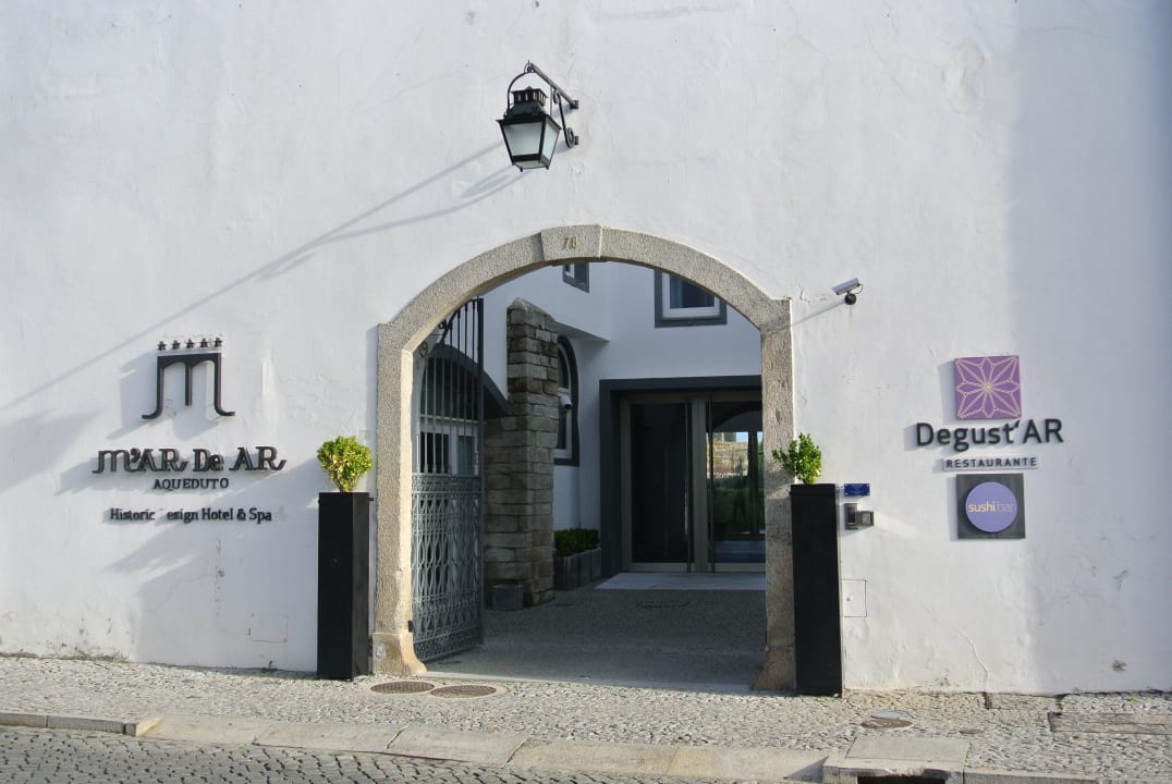 Eingang zum Hotel Hotel M'ar De Ar Aqueduto