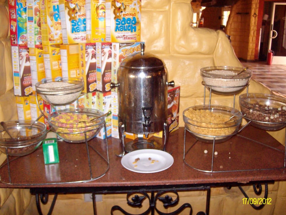 Frühstücksbüffet Pickalbatros Alf Leila Wa Leila Resort - Neverland Hurghada