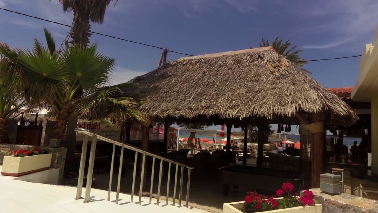 Strand Bar High Beach Resort