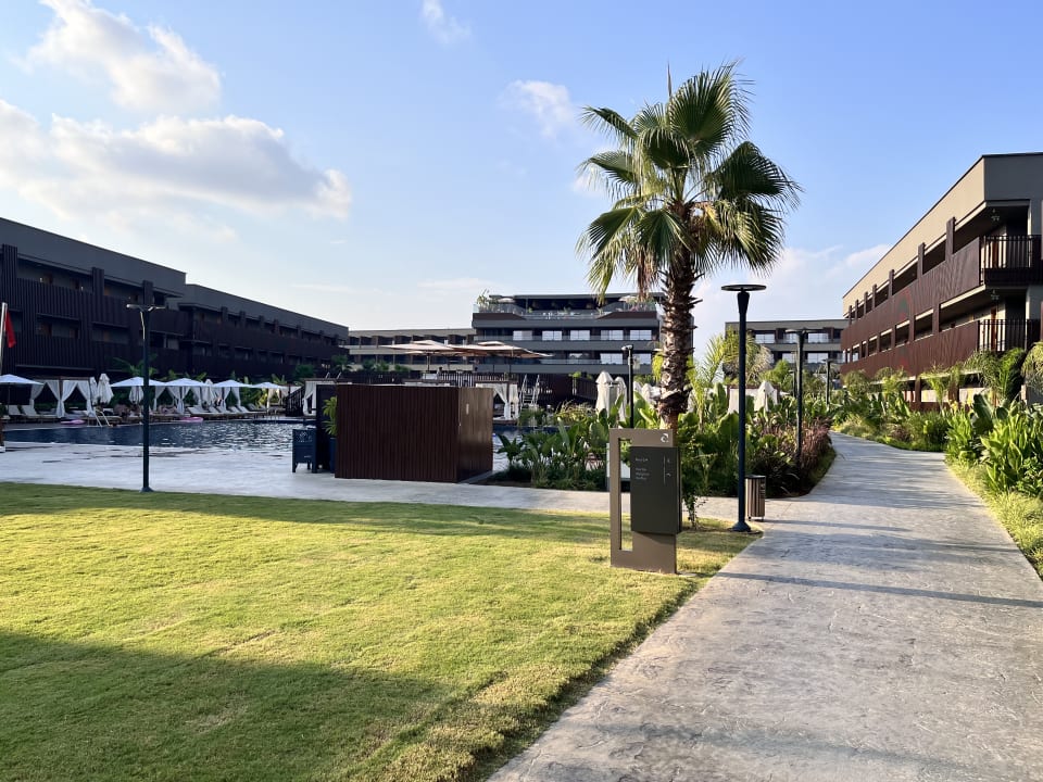 Außenansicht Jacaranda Luxury Resort