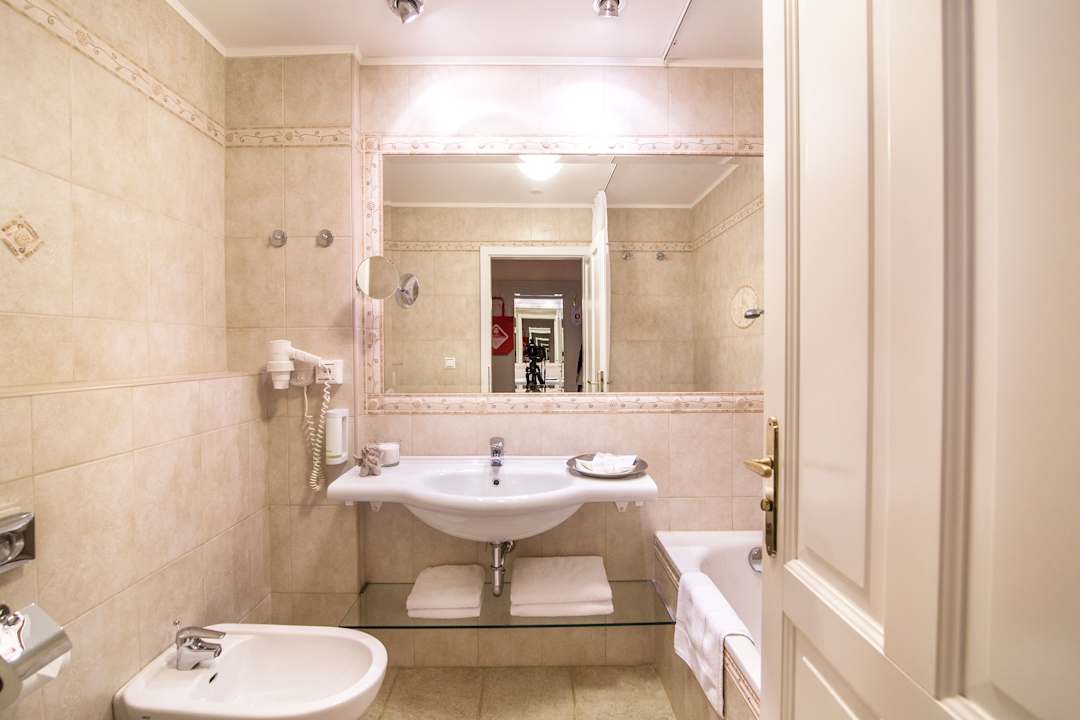 Zimmer Karlsbad Grande Madonna