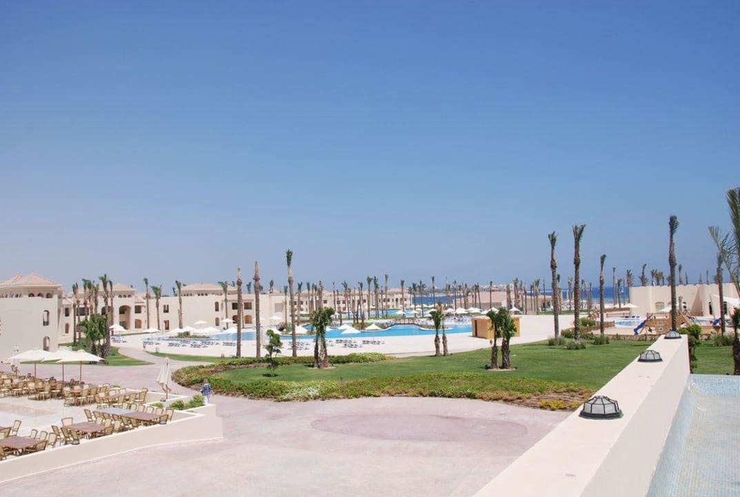 Blick vom Hauptrestaurant Cleopatra Luxury Resort Makadi Bay