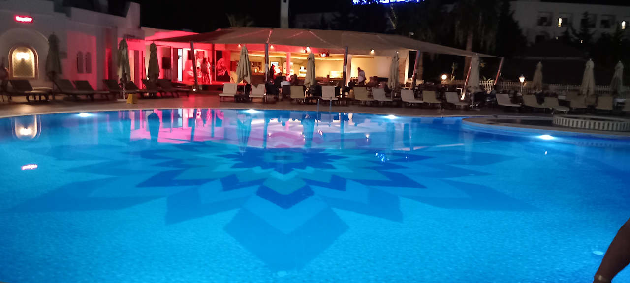 Pool Hotel Royal Nozha