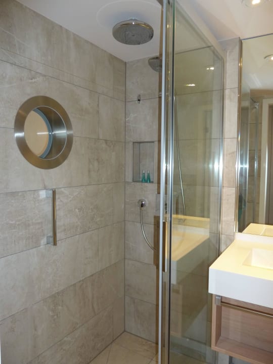 Dusch-Nische mit Billauge Hotel Neptun