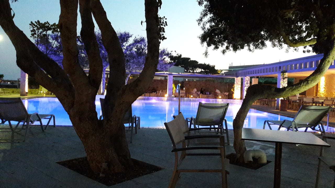 Pool Hotel Kakkos Bay