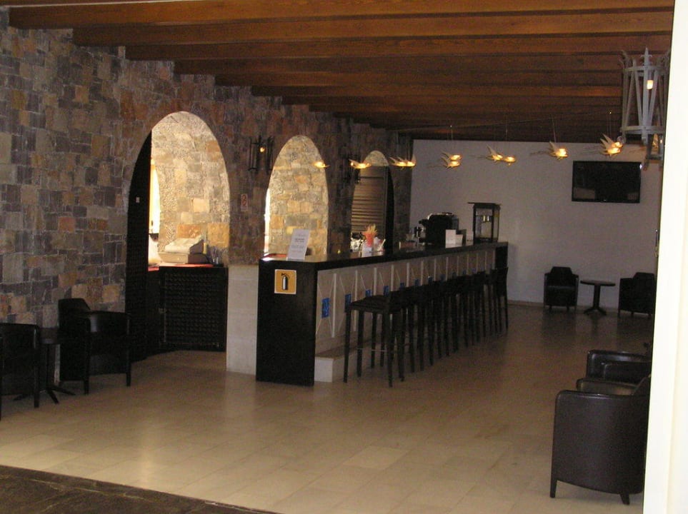 Hotelbar, Innenansicht Apollonia Beach Resort & Spa