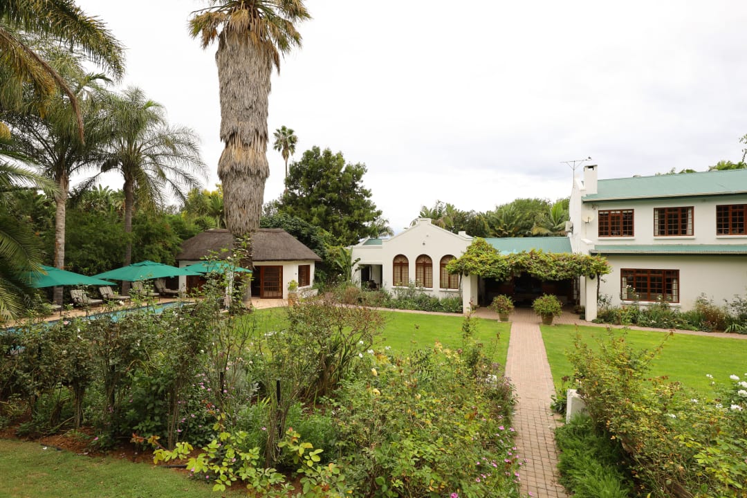 Gartenanlage Hotel Woodall Country House