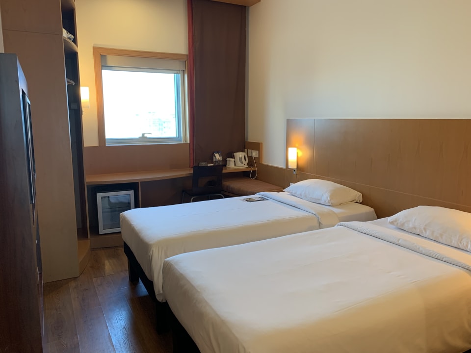 Zimmer Hotel ibis Fujairah