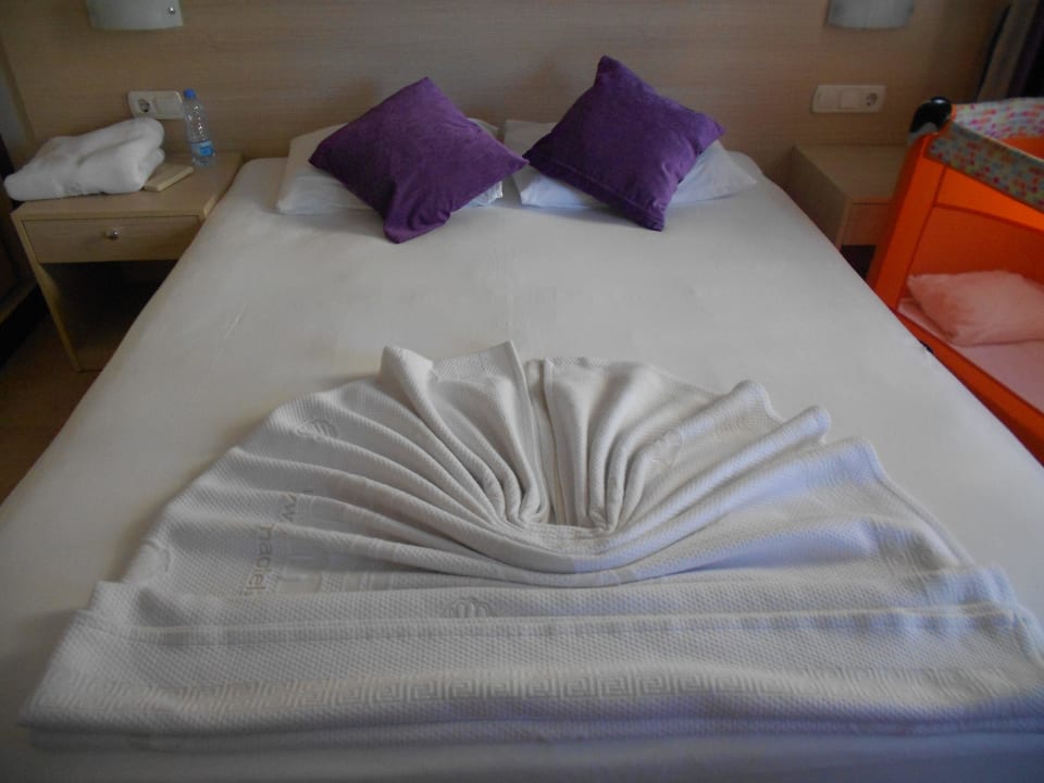 Jeden Tag anders Hotel Sirma