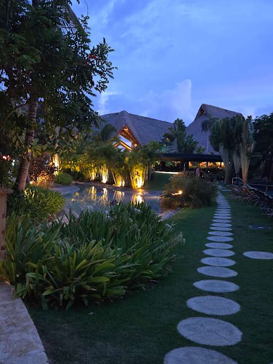 Gartenanlage Dreams Flora Resort & Spa - All Inclusive