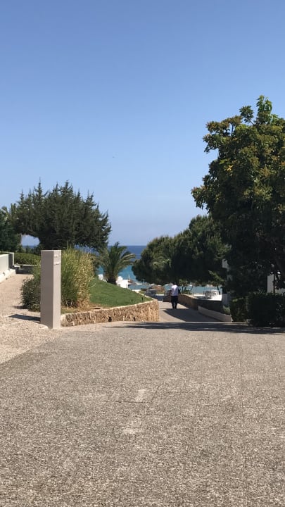 Gartenanlage The Bay Hotel & Suites