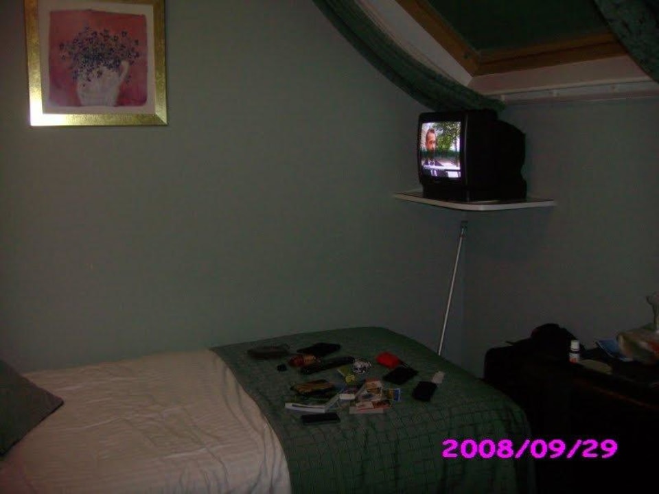 Fernseher mit Lokalprogrammen. Hotel The Ravensworth