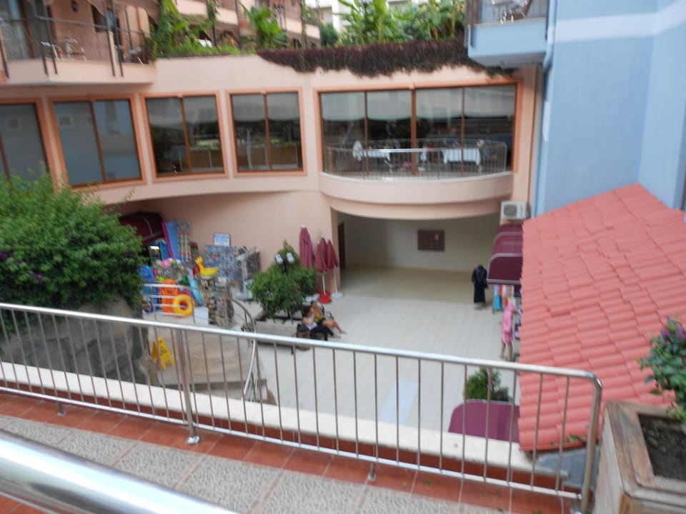 Laden im Hotel Hotel Turan Prince