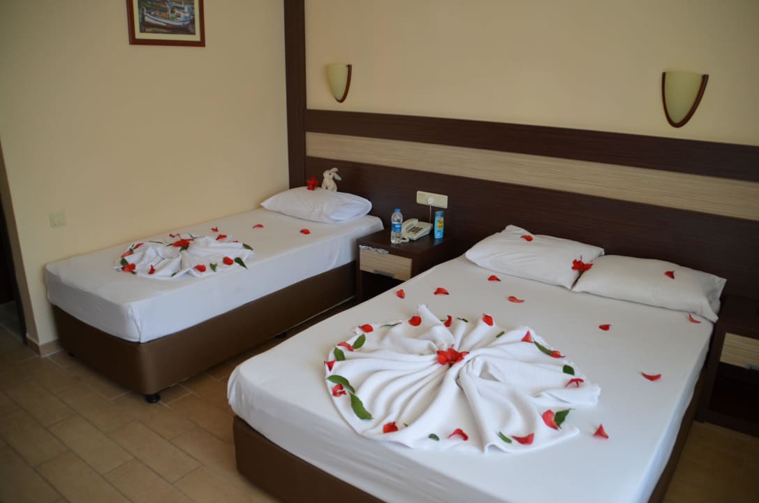 Unser Zimmer Lonicera Resort & Spa Hotel